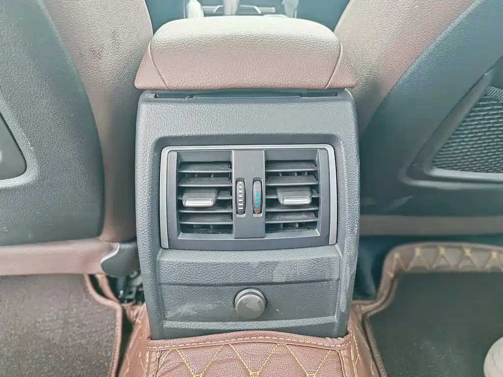 BMW 3 Series — миниатюра 17