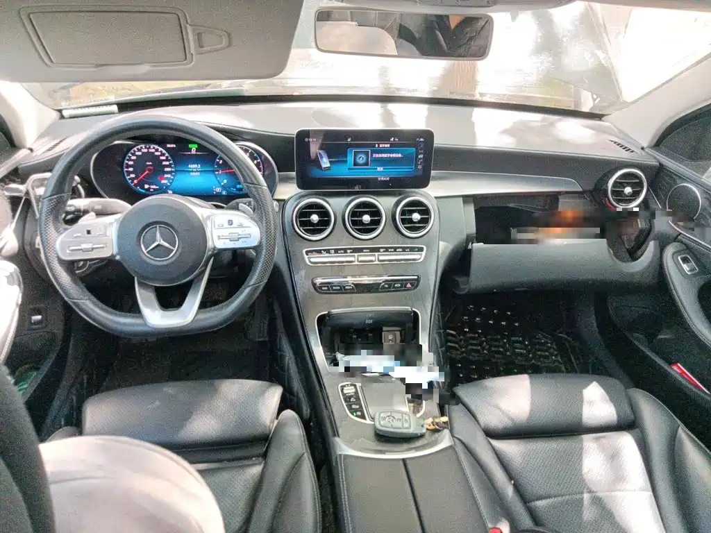 Mercedes-Benz C-Class — миниатюра 13