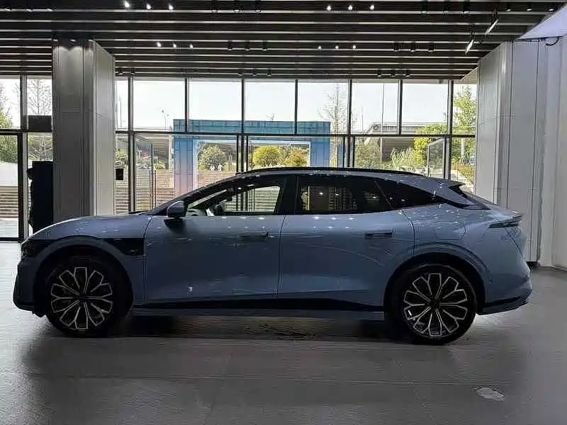Zeekr 007GT — миниатюра 7