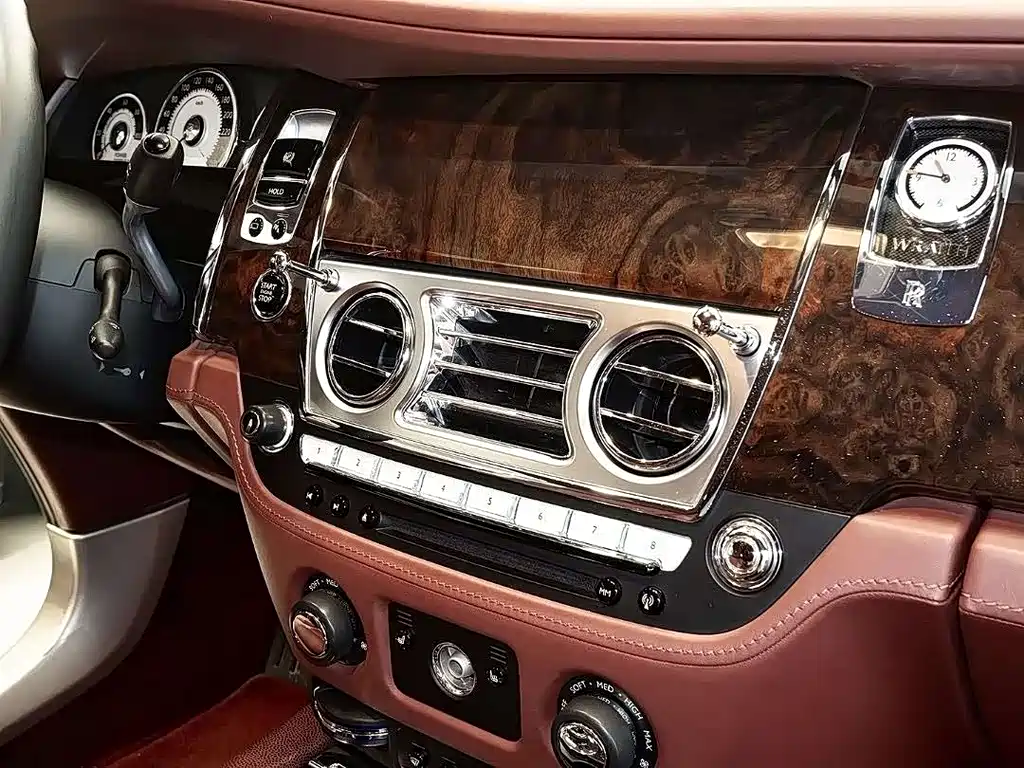 Rolls-Royce Wraith — миниатюра 9