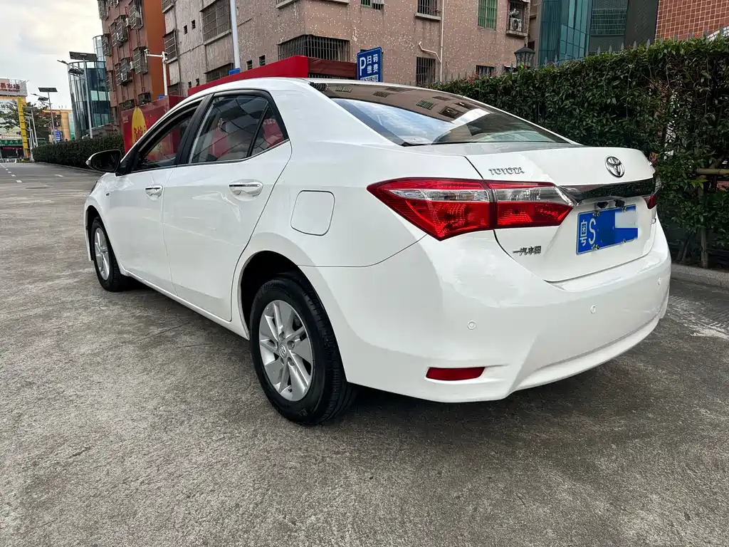 Toyota Corolla — миниатюра 4