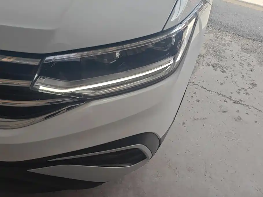 Volkswagen Tiguan L — миниатюра 5