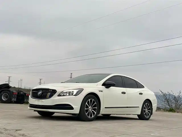 BUICK LACROSSE