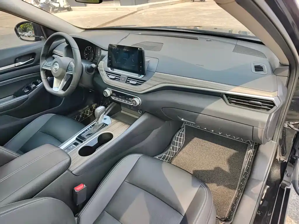 Nissan Teana — миниатюра 13