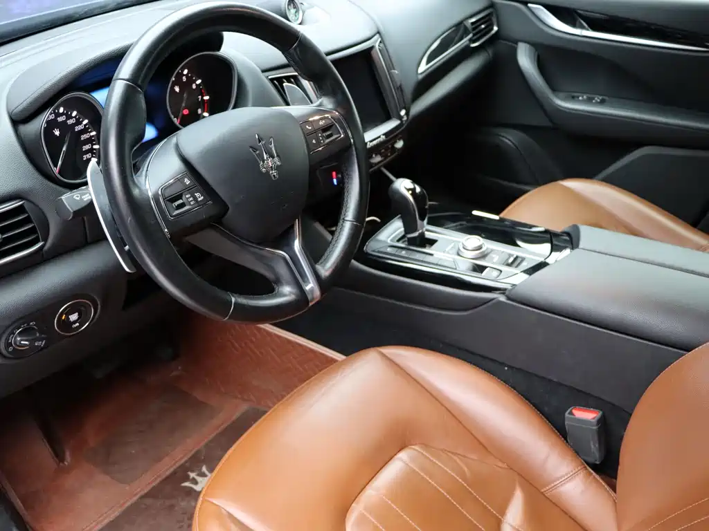 Maserati Levante — миниатюра 12