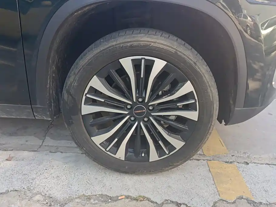 Exeed Lingyun — миниатюра 6