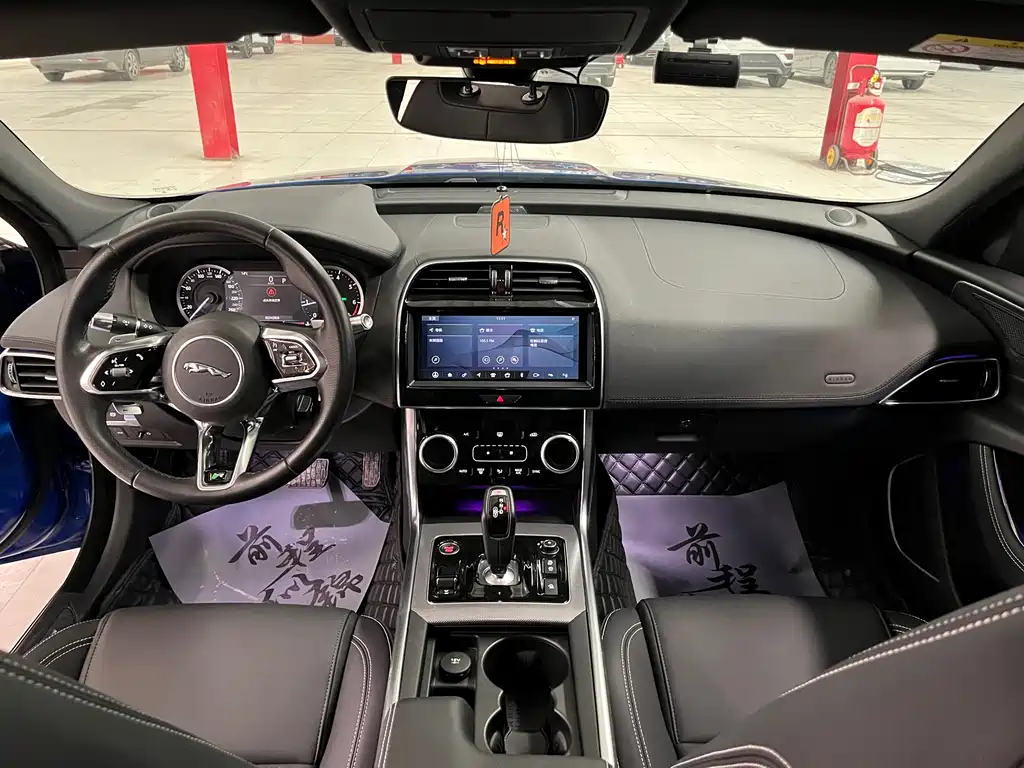 Jaguar XEL 2020 2.0T 200PS R-DYNAMIC S Sport