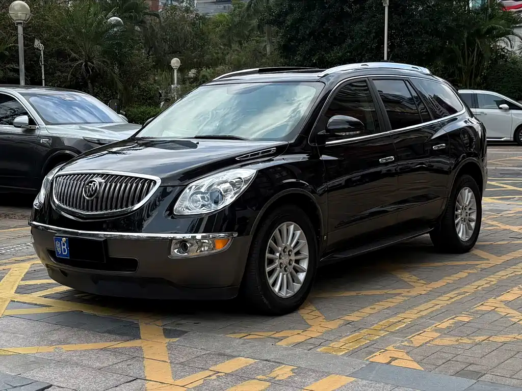 Buick Enclave 3.6L Elite Edition, фото 3