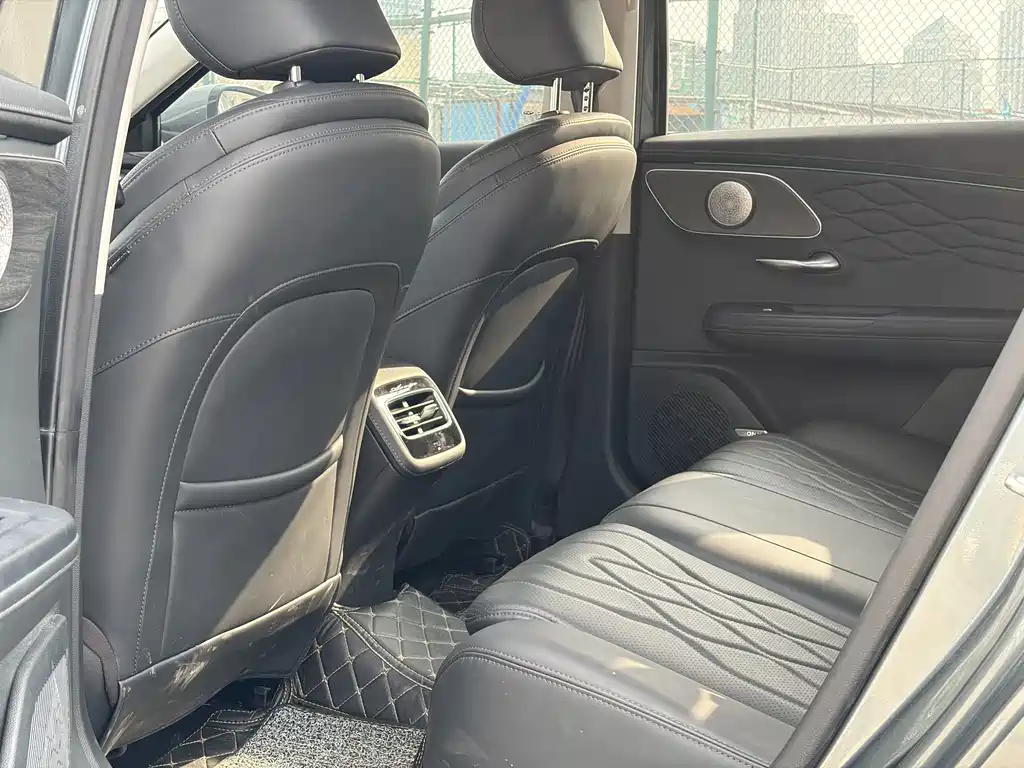 Chery Arrizo 8 PRO — миниатюра 9