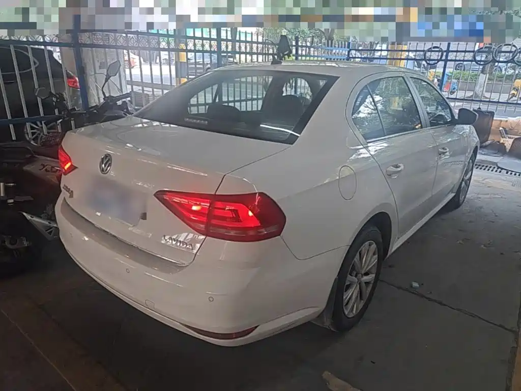 Volkswagen Lavida — миниатюра 7