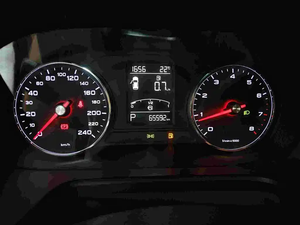 Roewe RX5 — миниатюра 17