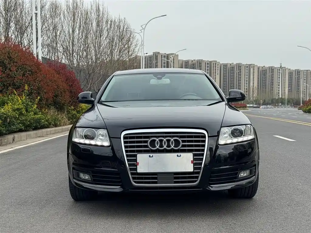 Audi A6L 2011 2.4L Luxury