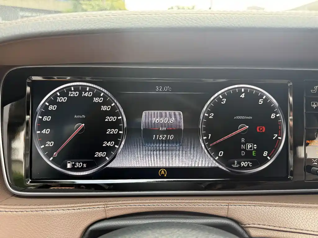Mercedes-Benz S-Class — миниатюра 18