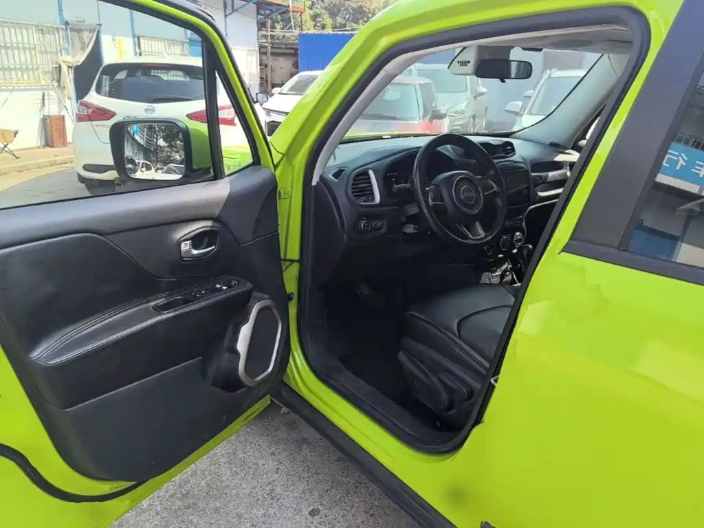 Jeep Renegade — миниатюра 16