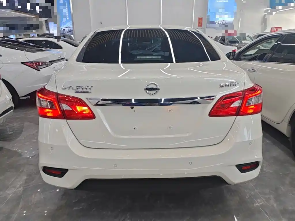 Nissan Sylphy — миниатюра 6