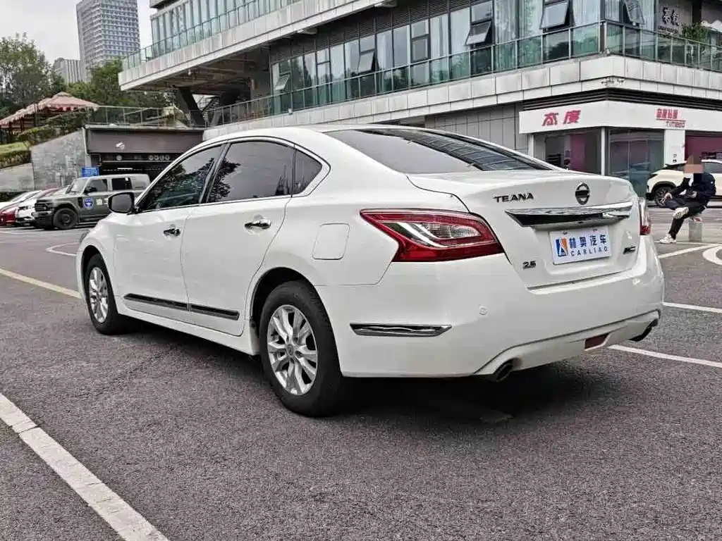 Nissan Teana — миниатюра 9