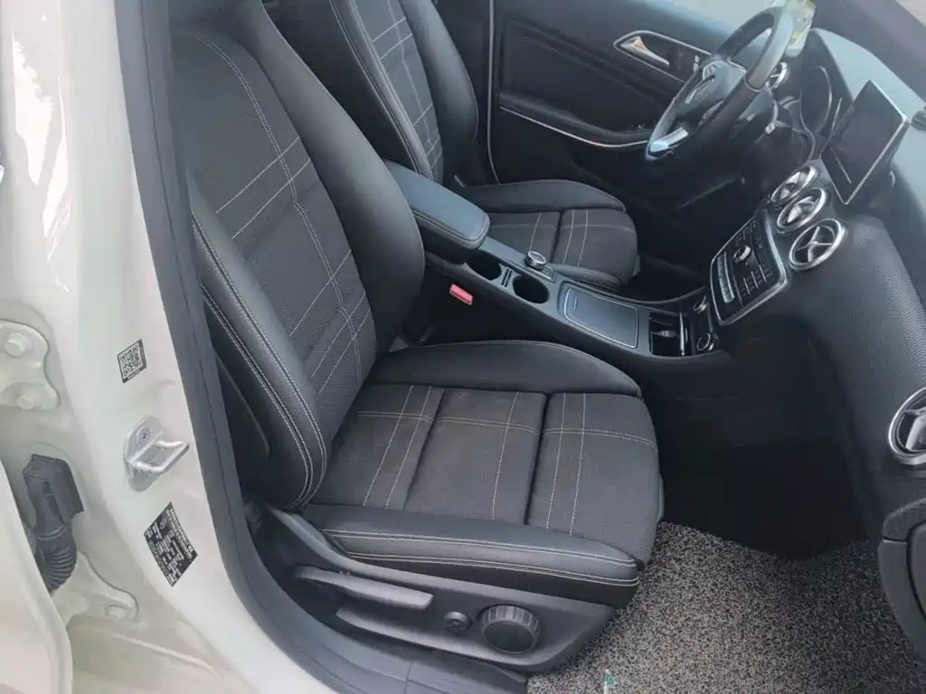 Mercedes-Benz A-Class (Import) — миниатюра 25