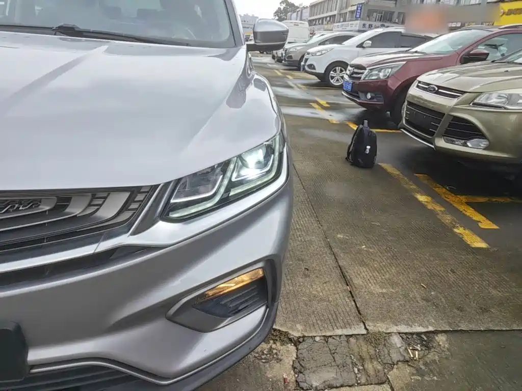 Geely Binyue — миниатюра 24