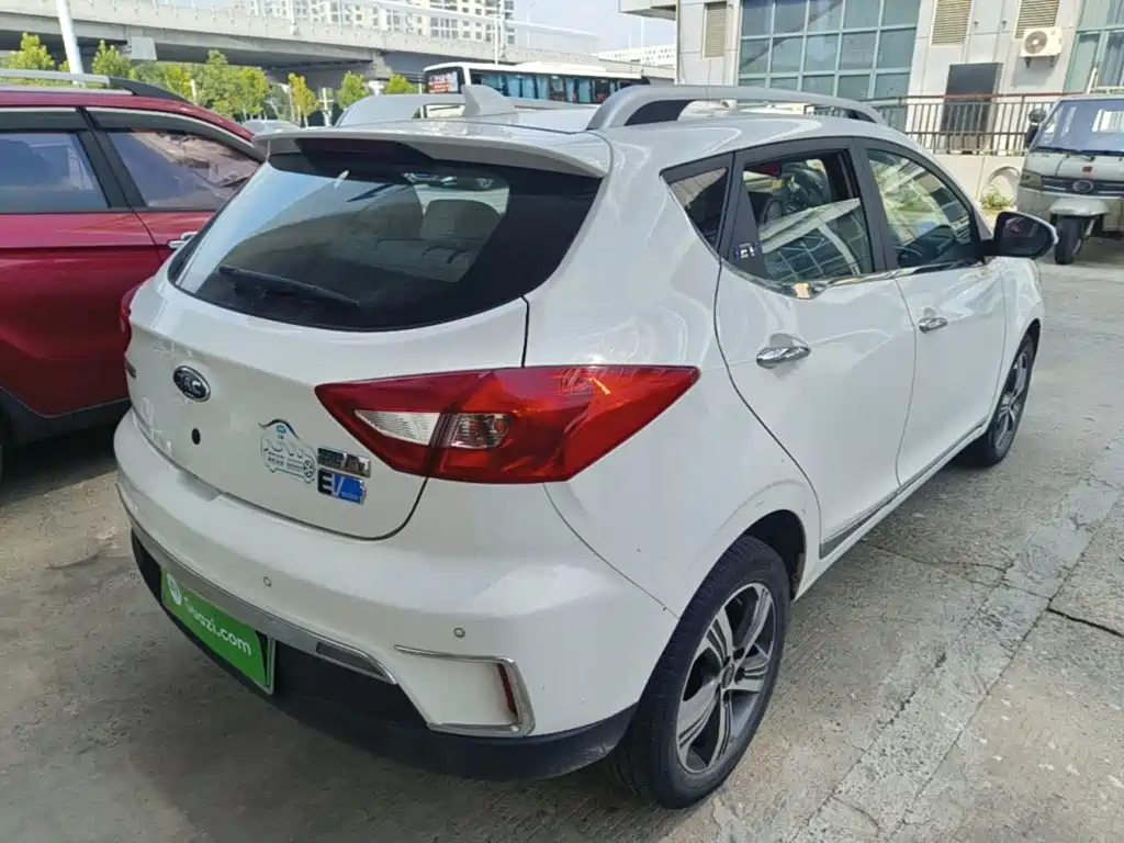 JAC JAC iEV7S — миниатюра 7