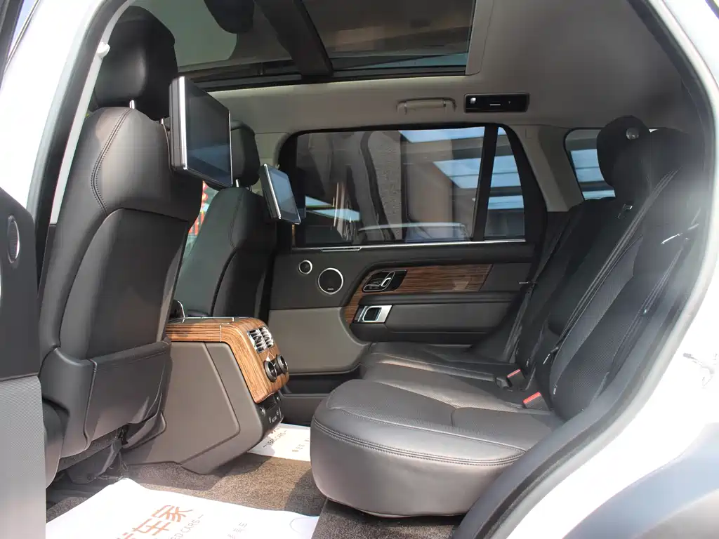 Land Rover Range Rover 2018 3.0 SC V6 Vogue Long Wheelbase