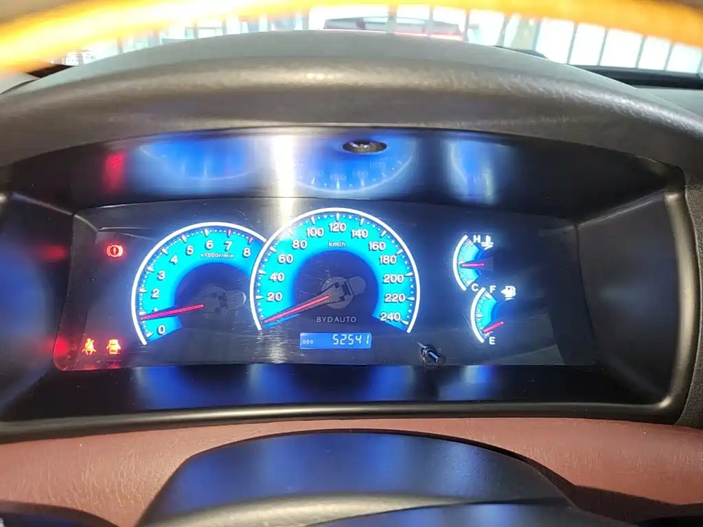 BYD F3 — миниатюра 12
