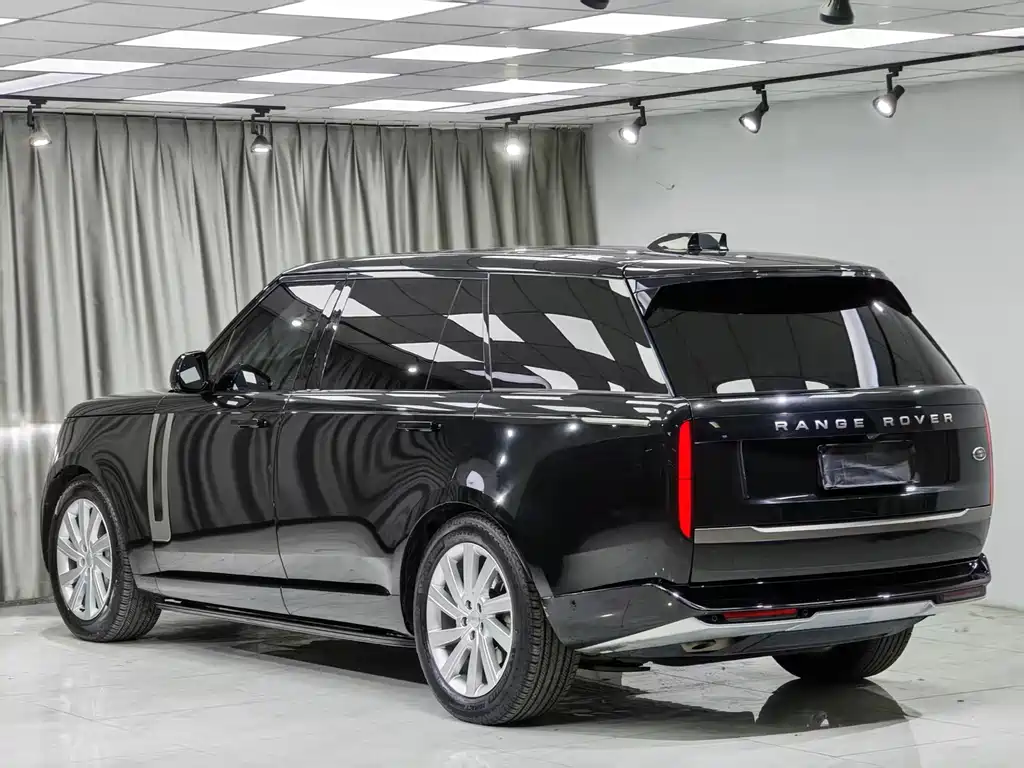 Land Rover Range Rover — миниатюра 8
