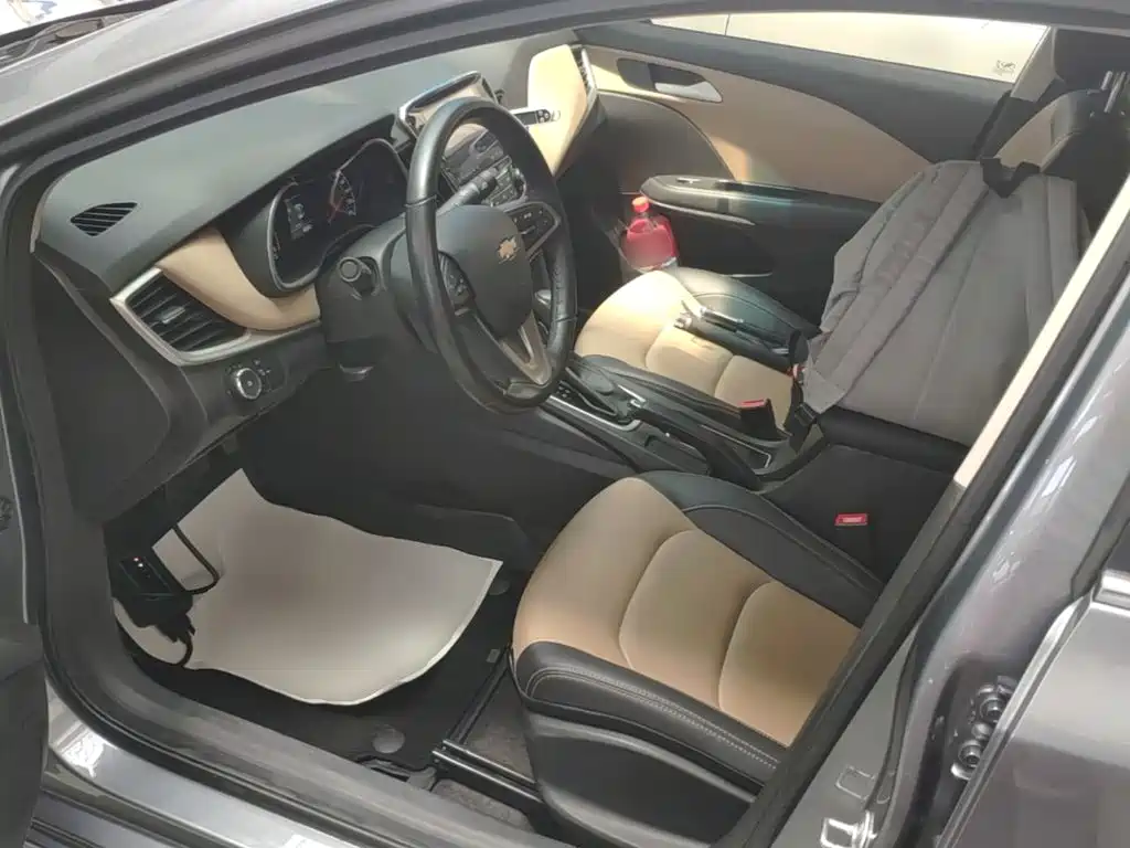 Chevrolet Monza — миниатюра 15