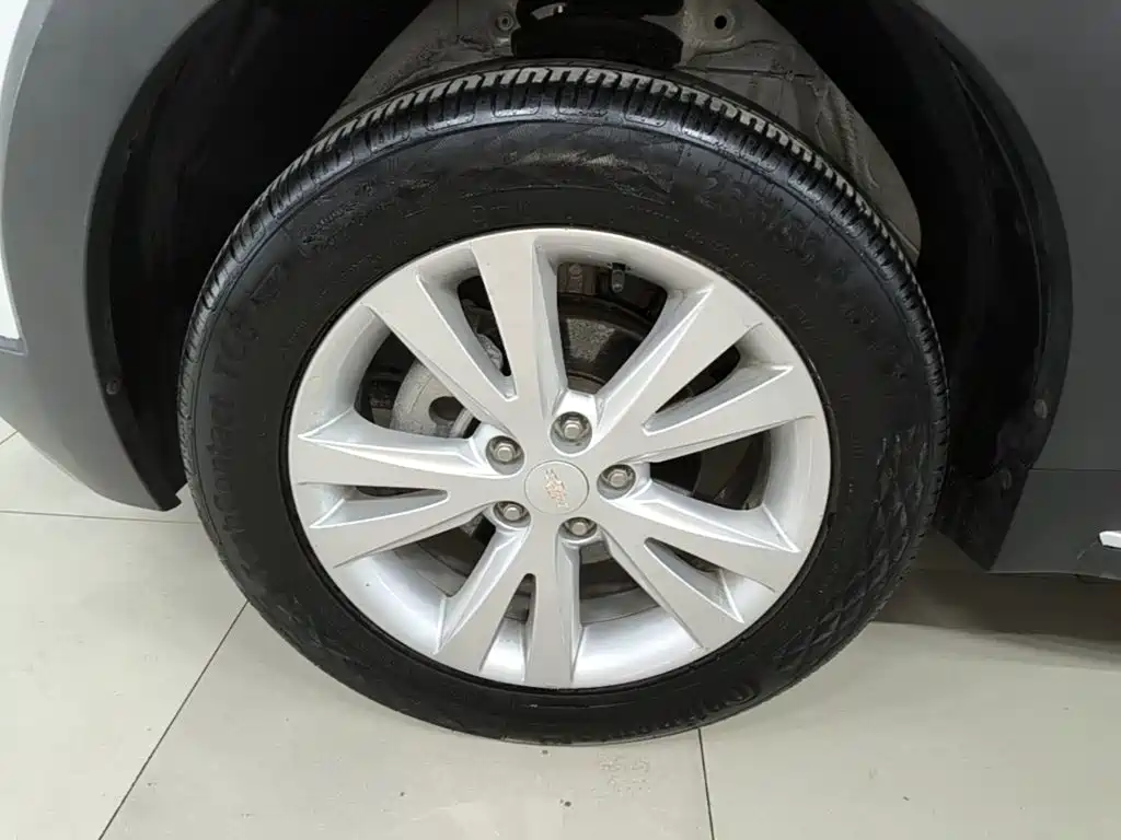Chevrolet Captiva — миниатюра 23