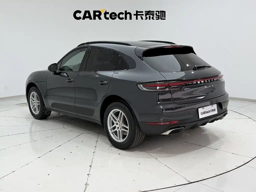Porsche Macan — миниатюра 7