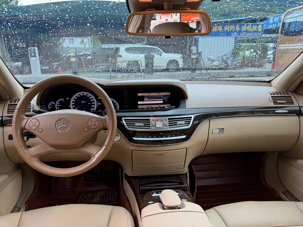 Mercedes-Benz S-Class — миниатюра 11