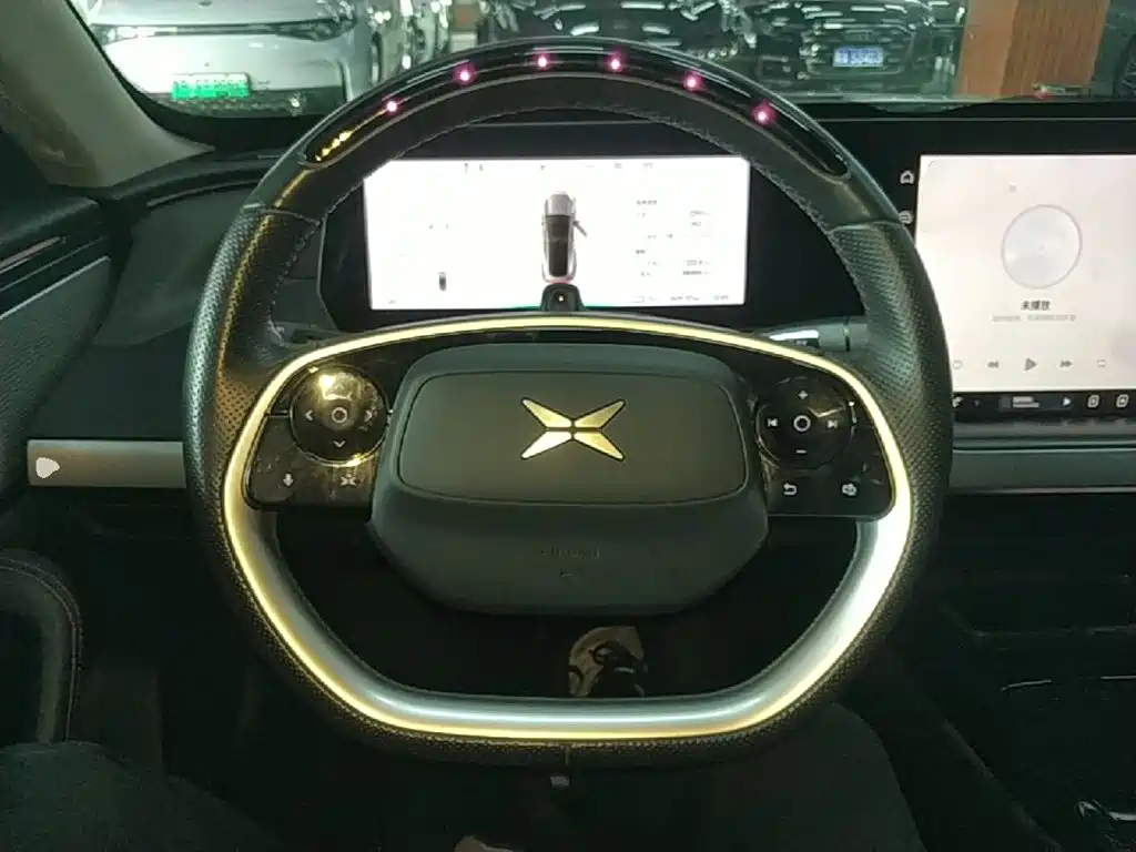 XPeng P7 — миниатюра 11