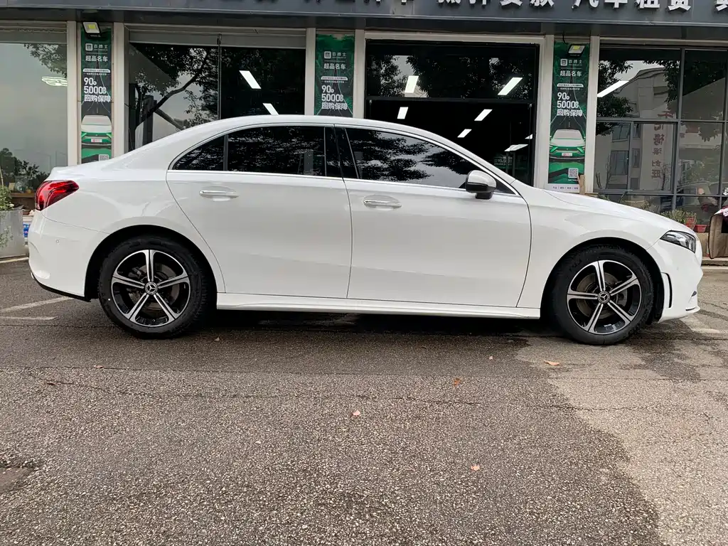 Mercedes-Benz A-Class A 2022 A 200 L Sport Fashion