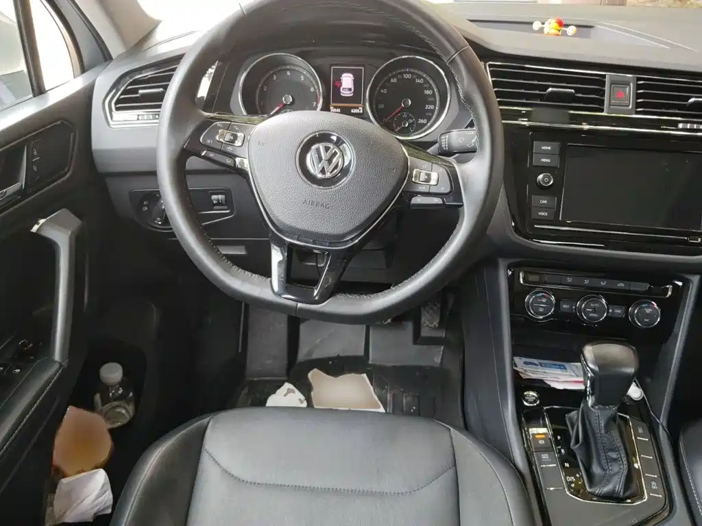 Volkswagen Tiguan L — миниатюра 3