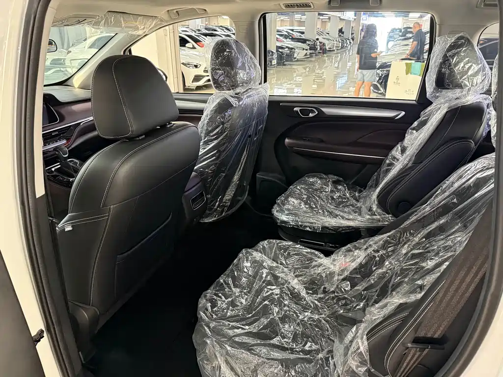 GAC Motor Trumpchi M6 — миниатюра 6