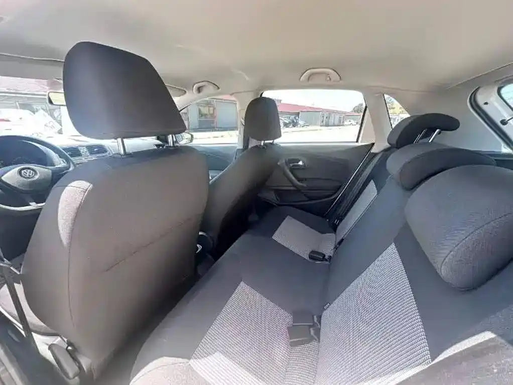 Volkswagen Polo — миниатюра 6
