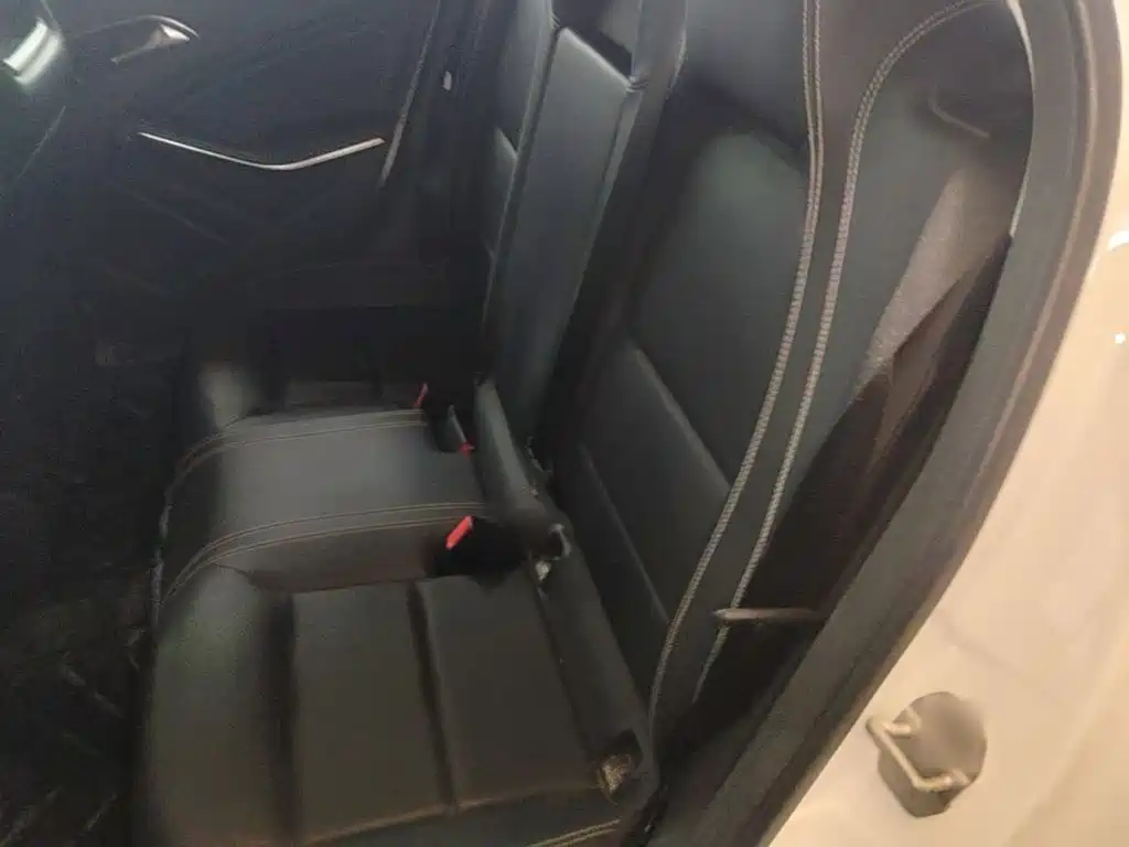 Mercedes-Benz GLA — миниатюра 17