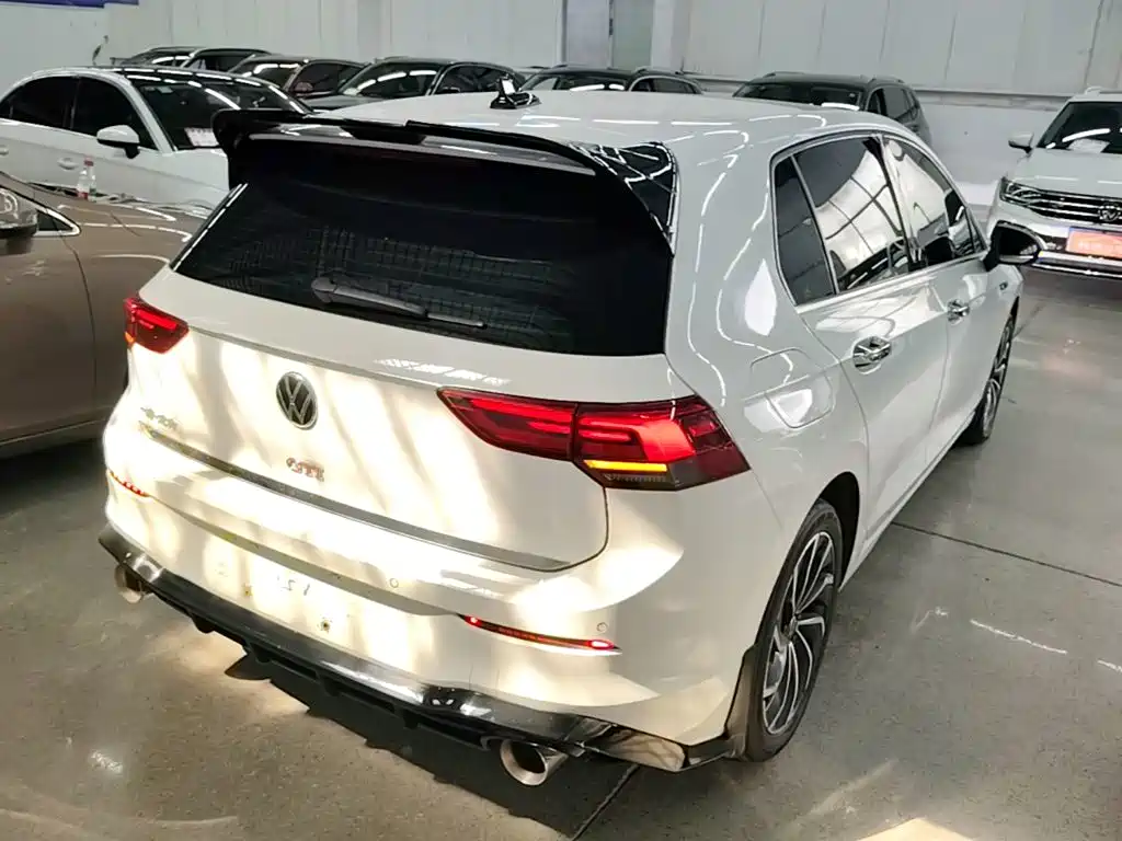Volkswagen Golf — миниатюра 7