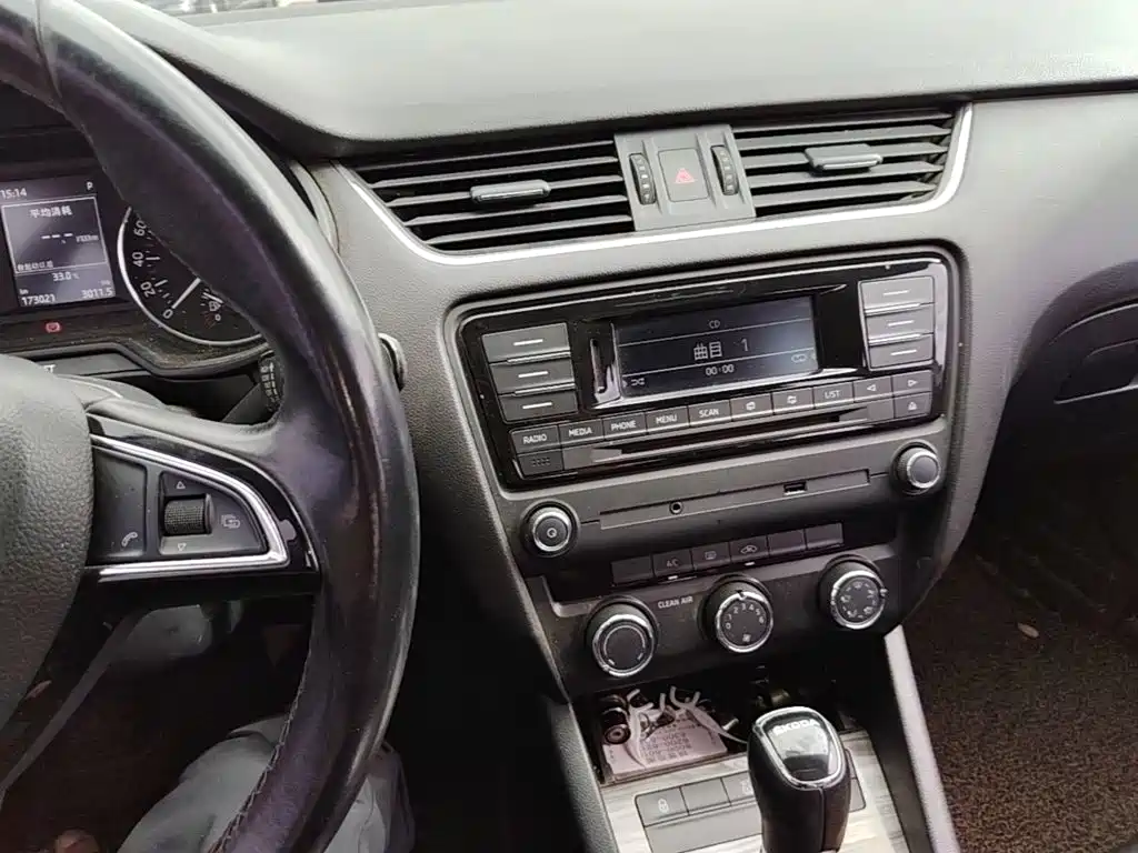 Skoda Octavia — миниатюра 13