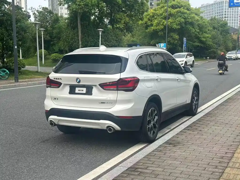 BMW X1 — миниатюра 7