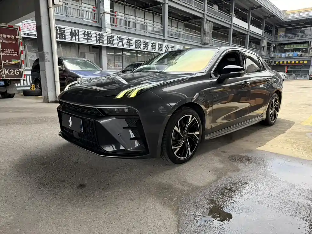 Lynk & Co 03 2023