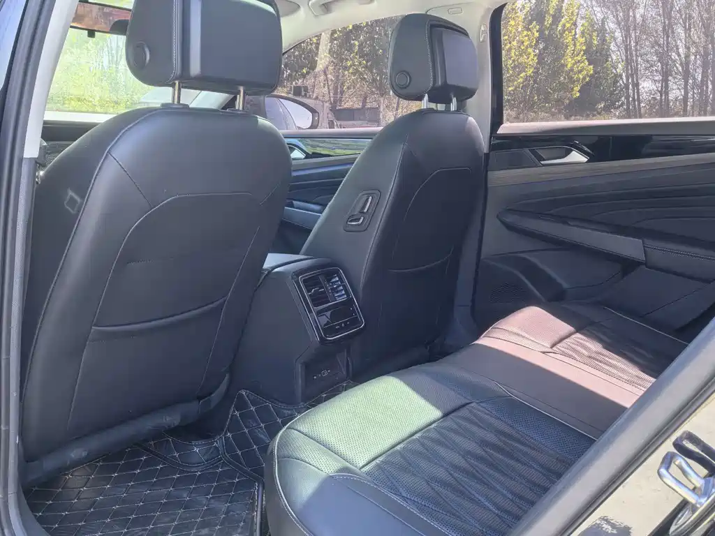 Volkswagen Passat — миниатюра 8