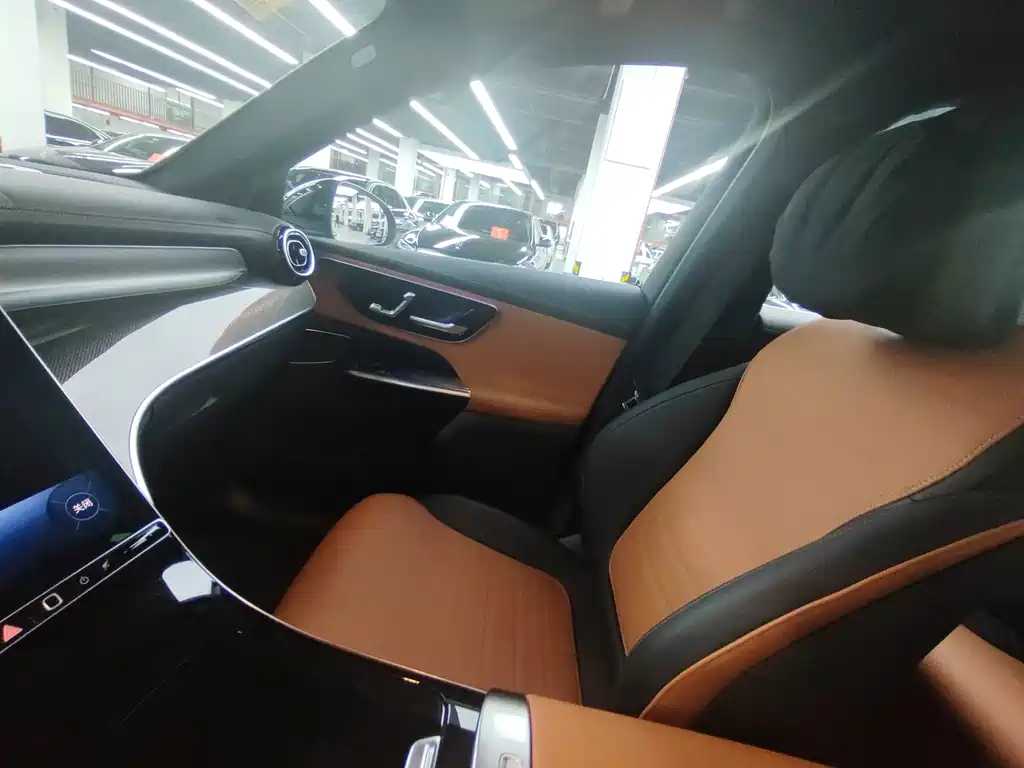 Mercedes-Benz GLC — миниатюра 9