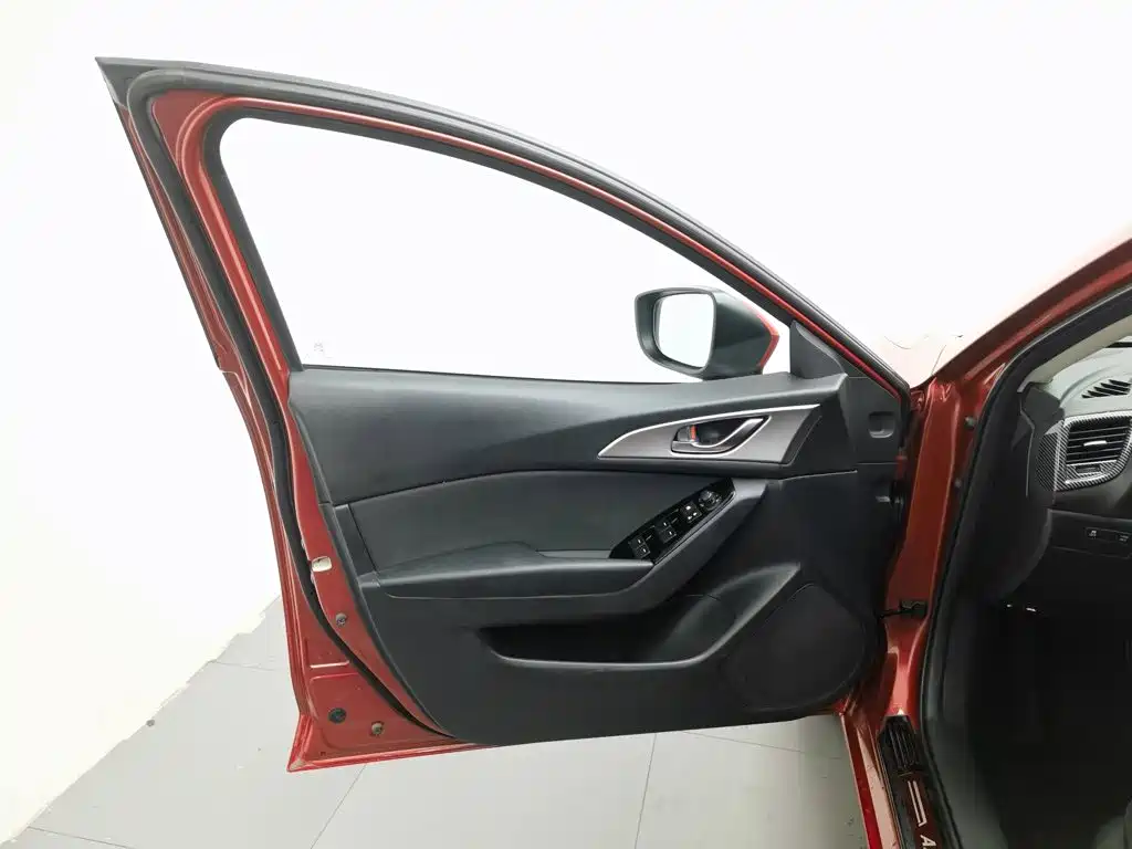 Mazda 3 Axela — миниатюра 8
