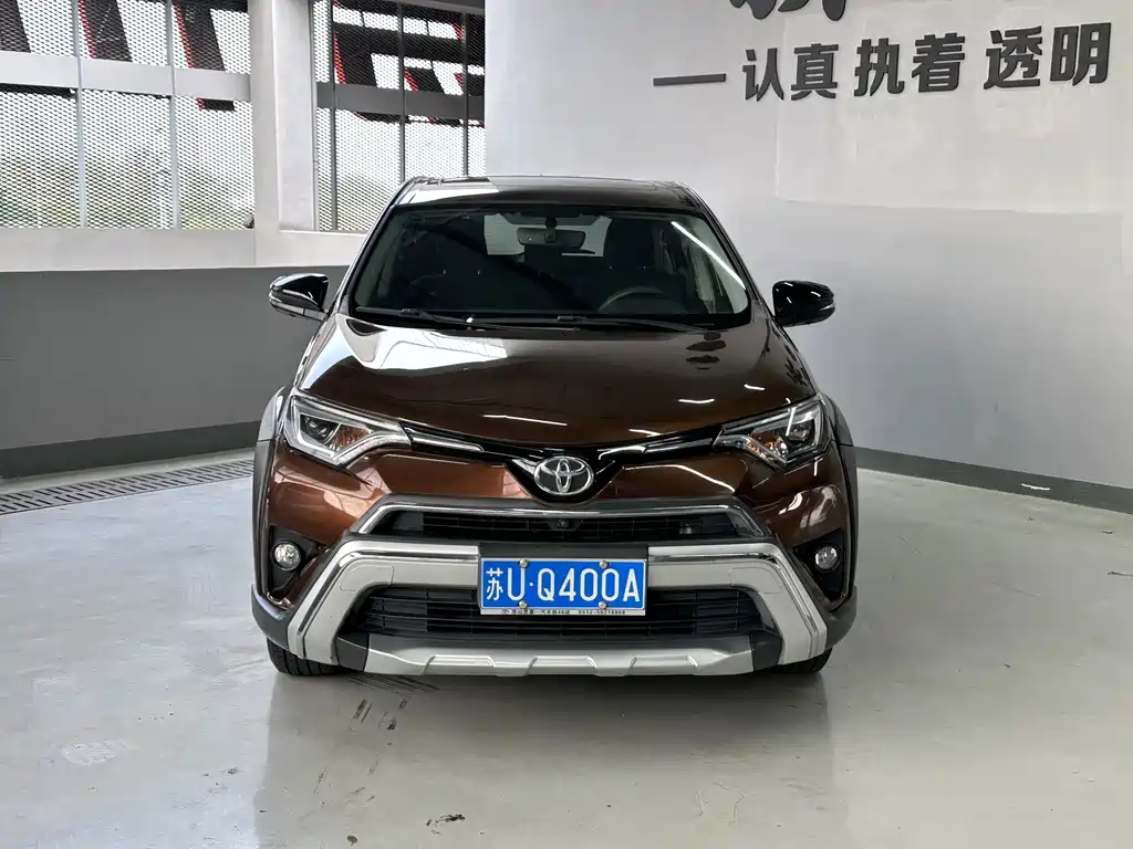 Toyota RAV4 — миниатюра 2