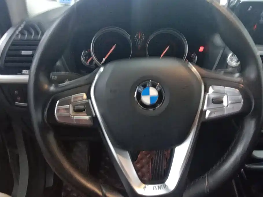 BMW X3 — миниатюра 15