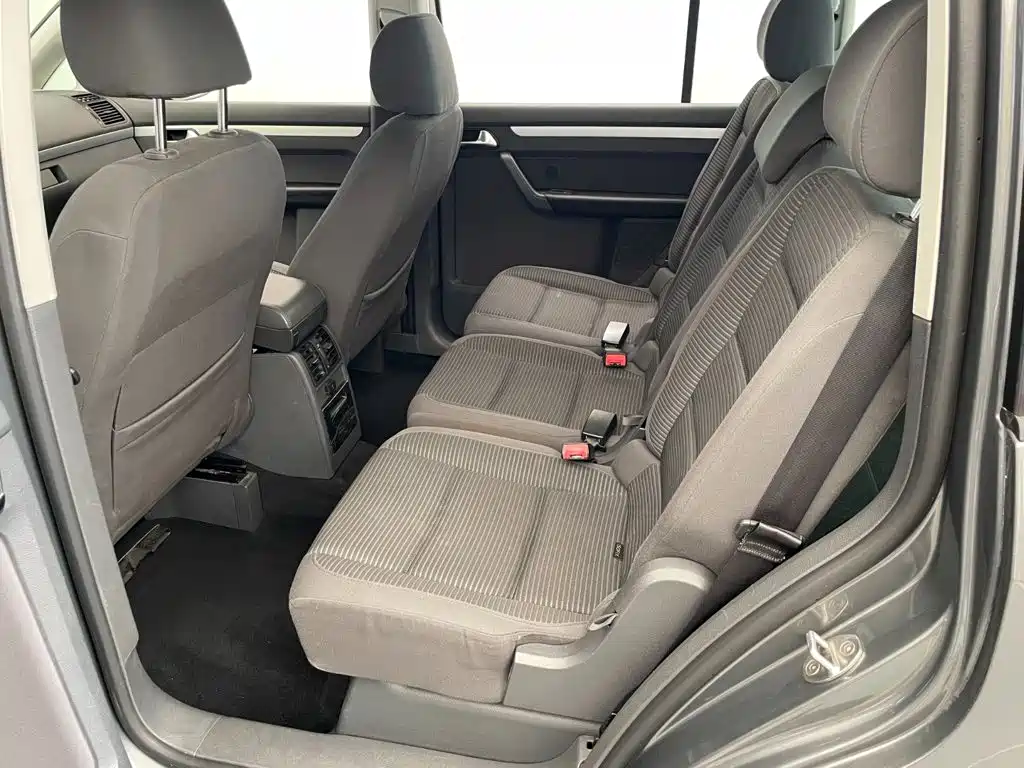 Volkswagen Touran — миниатюра 7