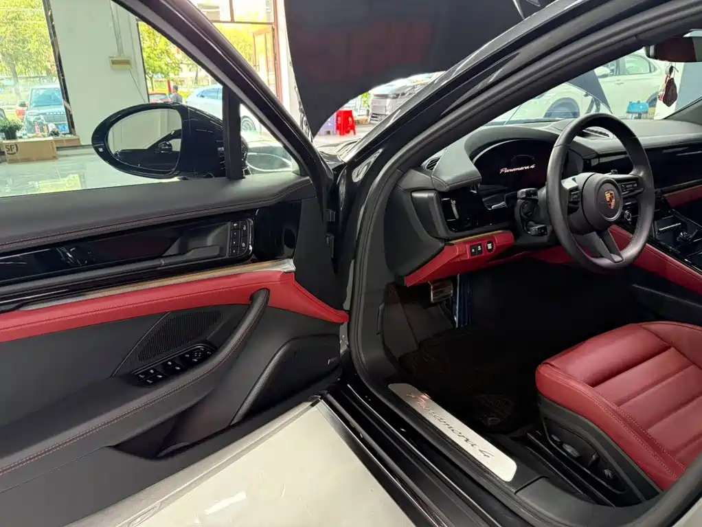 Porsche Panamera — миниатюра 8
