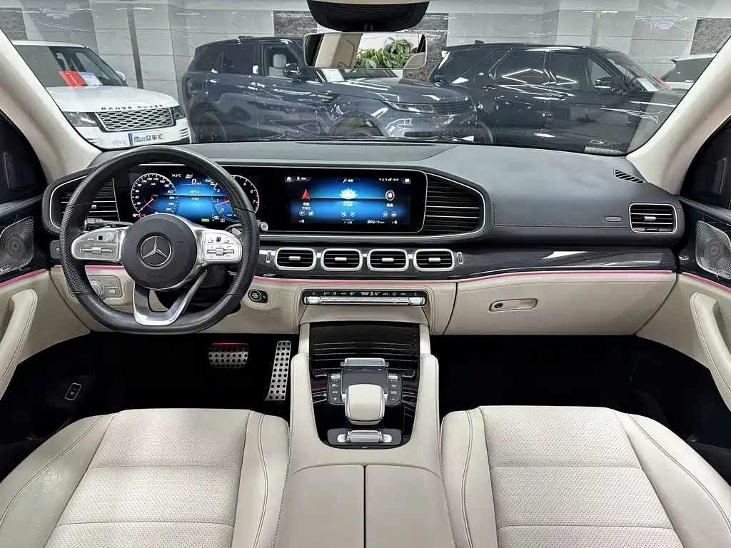Mercedes-Benz GLS — миниатюра 18