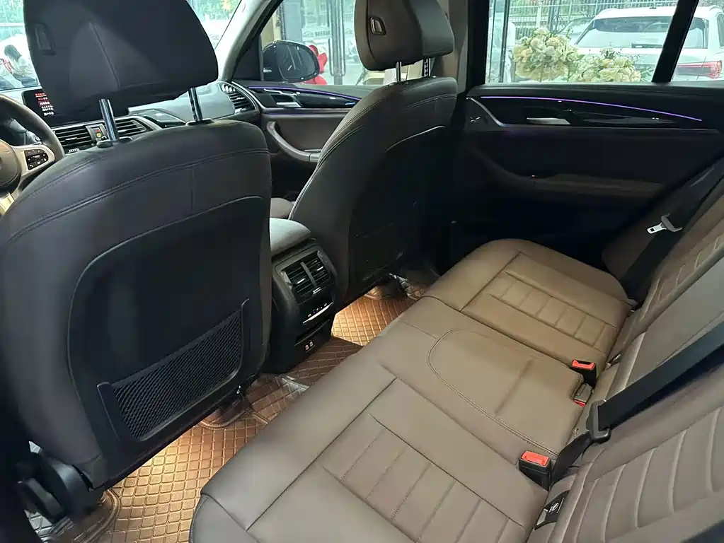 BMW X3 — миниатюра 10