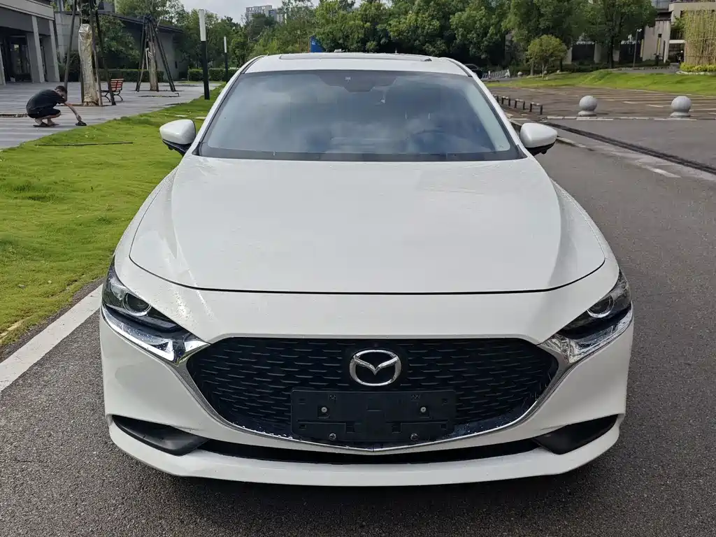 Mazda 3 Axela — миниатюра 2